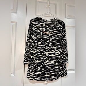 DKNYC Black and White Zebra Print Blouse